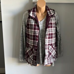 NWOT- Maurice’s quilted plaid vest
